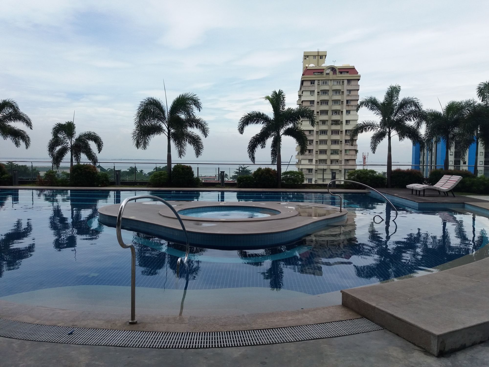 Malate Bayview Mansion City View มะนิลา ภายนอก รูปภาพ